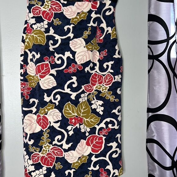 ZARA leaf vine print stretchy pencil skirt navy green cream red Sz S NWOT - Picture 5 of 10